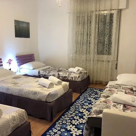 Bed & Breakfast Venice Tour
