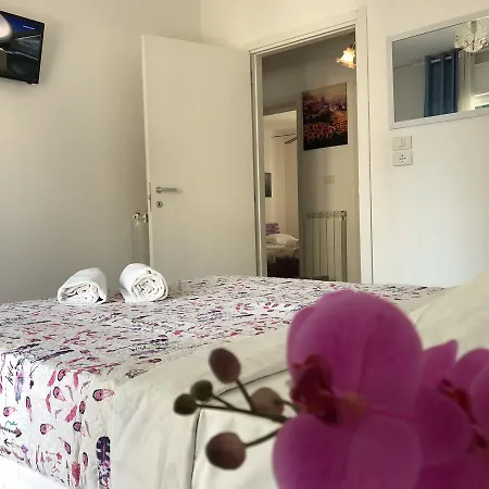 Bed & Breakfast Venice Tour